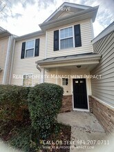 505 Auburn Square Dr in Durham, NC - Building Photo - Building Photo