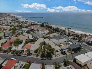 247-&251 Avenida Del Poniente in San Clemente, CA - Building Photo - Building Photo