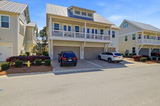 26 E Pine Lands Lp in Inlet Beach, FL - Foto de edificio - Building Photo