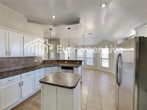 16621 La Paloma Lane in Edmond, OK - Building Photo - Building Photo