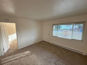 235 Kearney St S in Salem, OR - Building Photo - Building Photo