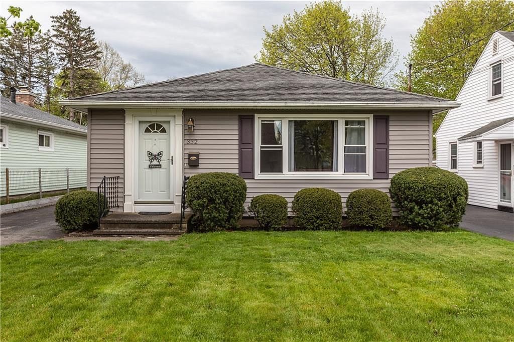332 Garfield Ave in East Rochester, NY - Building Photo