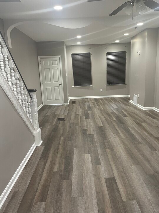52 N 59th St in Philadelphia, PA - Building Photo