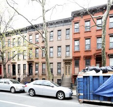 386 Sackett St in Brooklyn, NY - Foto de edificio - Building Photo