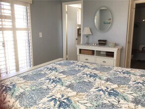 766 Central Ave in Naples, FL - Building Photo - Building Photo