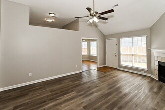 7762 Brookbury Cove in Memphis, TN - Building Photo - Building Photo