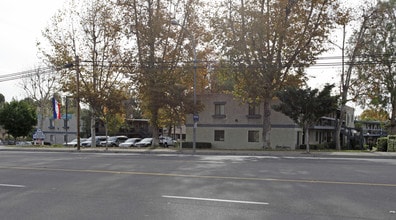HERITAGE PLAZA in Brea, CA - Building Photo - Building Photo
