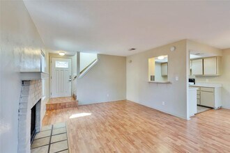 8806 Springmail Cir in Austin, TX - Building Photo - Building Photo