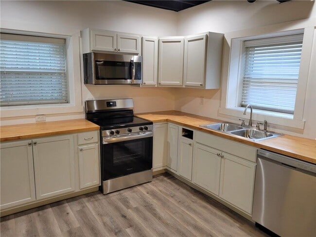 property at 3495 Tulip Dr