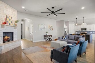 1136 Wild Rose in Tolar, TX - Building Photo - Building Photo