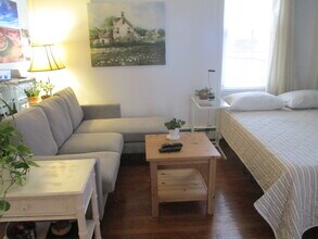 855 Pavonia Ave, Unit 1 in Jersey City, NJ - Building Photo - Building Photo