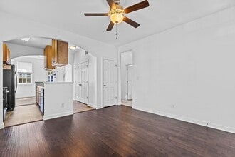 124 Idlewild Ave in Raleigh, NC - Building Photo - Building Photo