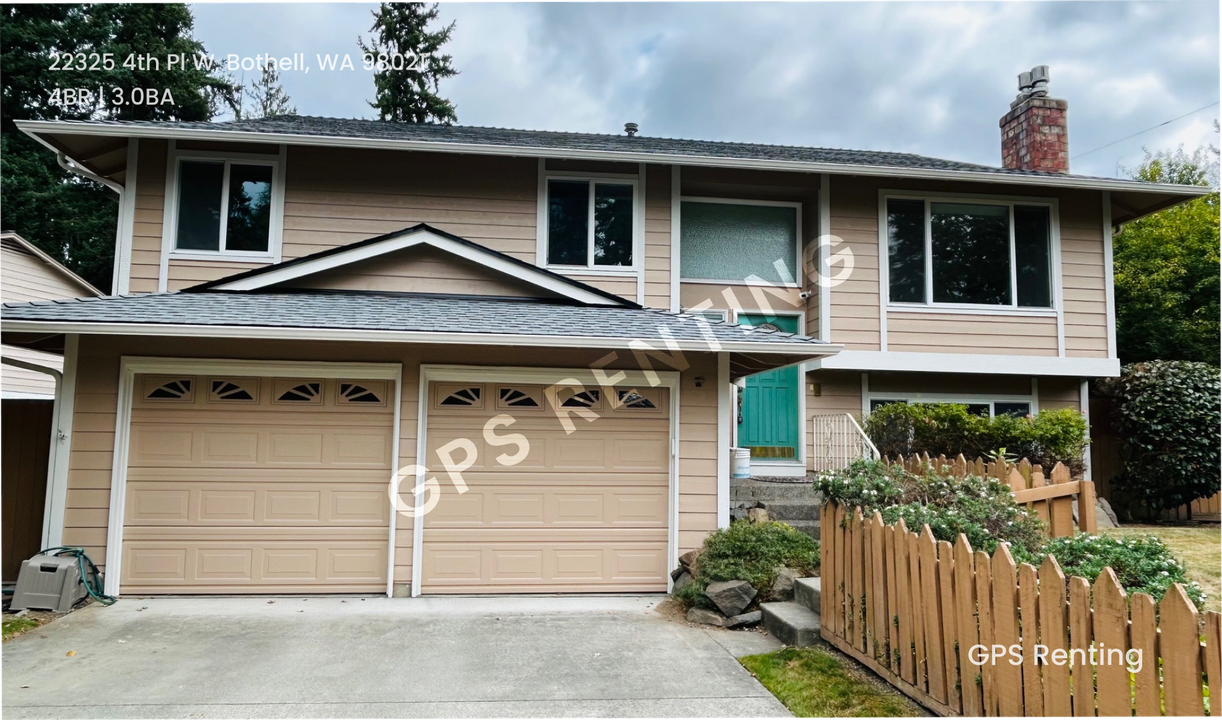 22325 4th Pl W in Bothell, WA - Building Photo