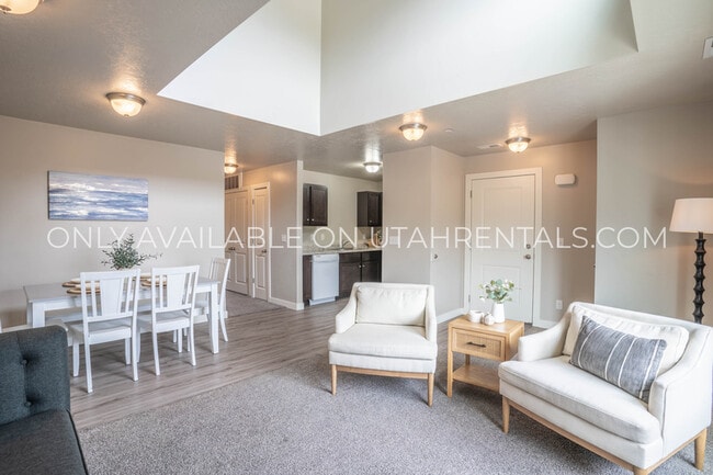 1936 N Geneva Rd in Provo, UT - Building Photo - Building Photo