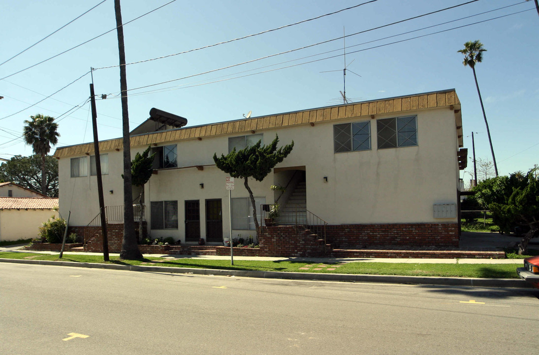 2106 Pisani Pl in Venice, CA - Foto de edificio