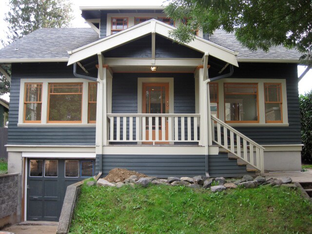 2424 SE 24th Ave in Portland, OR - Foto de edificio