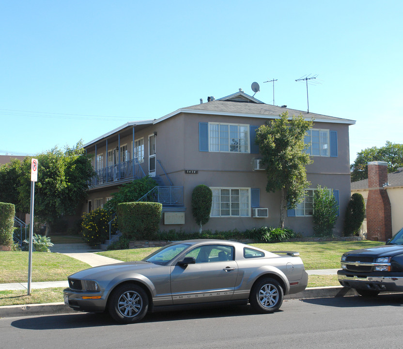 5434-5440 Willowcrest Ave in North Hollywood, CA - Building Photo