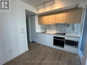 1100 Sheppard Ave W in Toronto, ON - Building Photo - Building Photo