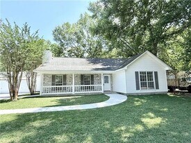 607 S Taylor St in Covington, LA - Building Photo