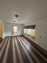 319 Holly Ct in Chestertown, MD - Foto de edificio - Building Photo