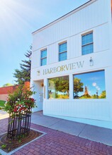 414 S Front St, Unit Upstairs Unit #2 in Marquette, MI - Building Photo - Building Photo