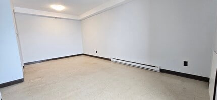 140 Bridge Ave in Windsor, ON - Building Photo - Building Photo