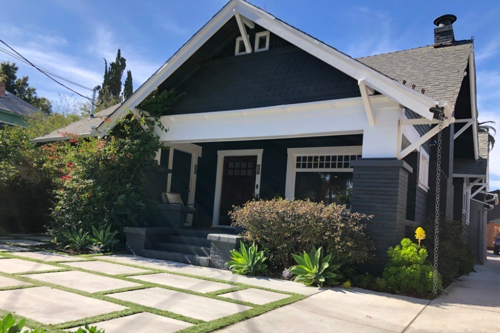 833 Waterloo St in Los Angeles, CA - Building Photo