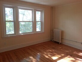 1625 Commonwealth Ave, Unit F-5 in Boston, MA - Building Photo