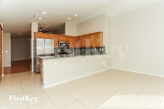 9037 Meisenheimer Ave in Las Vegas, NV - Foto de edificio - Building Photo