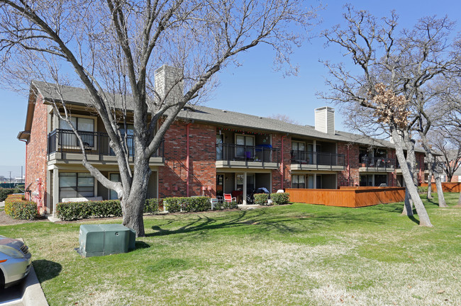 Timberline Apartments in Grapevine, TX - Foto de edificio - Building Photo