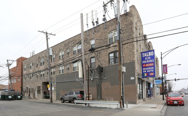 6237-6259 S Pulaski Rd in Chicago, IL - Foto de edificio - Building Photo