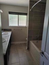 9645 Carleton St in Chilliwack, BC - Building Photo - Building Photo