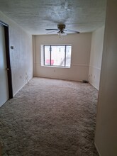 615 Duss Ave in Ambridge, PA - Foto de edificio - Building Photo