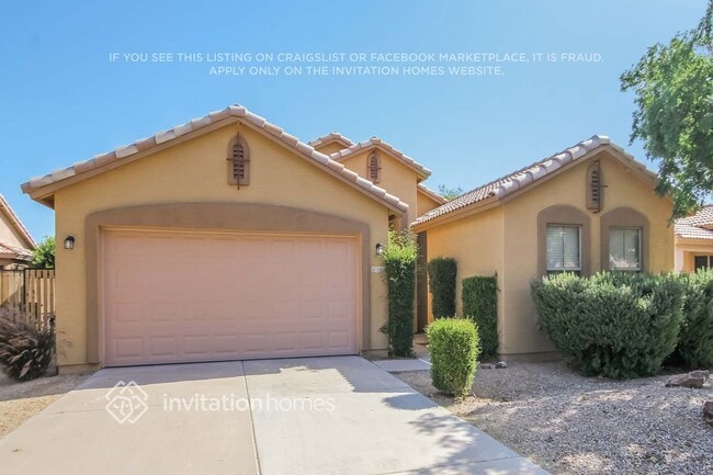 property at 3352 E Chickadee Rd