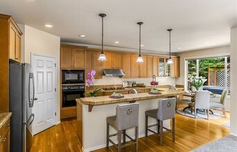 11726 167th Pl NE in Redmond, WA - Building Photo - Building Photo