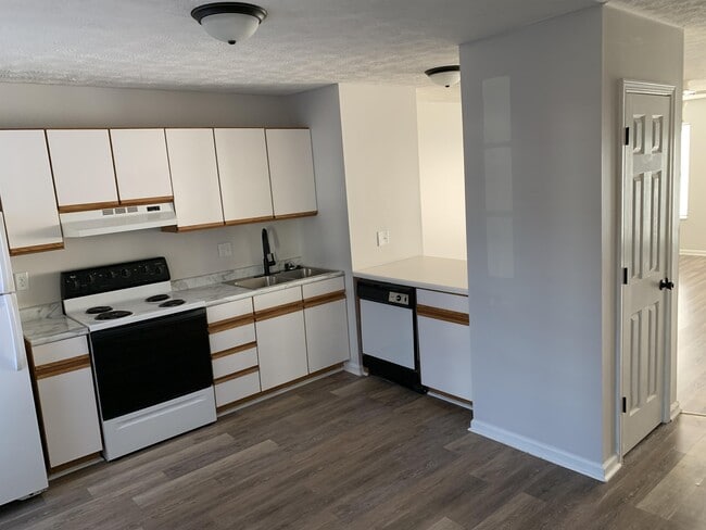 property at 1407 Glenwood St