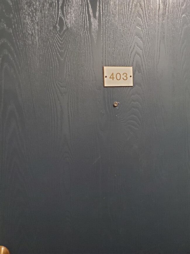property at 912 Selkirk Ave