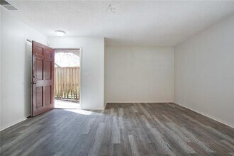 2287 Avenue G NW in Winter Haven, FL - Building Photo - Building Photo