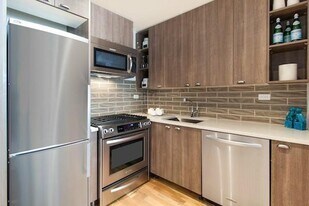 53 Broadway in Brooklyn, NY - Building Photo