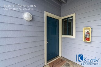 1201 Glen Cove Pkwy in Vallejo, CA - Building Photo - Building Photo