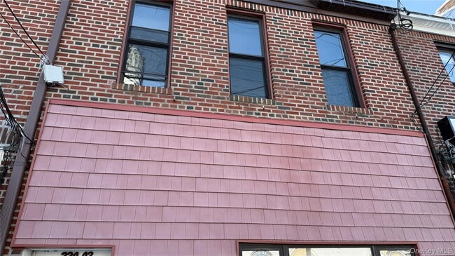 224-42 Braddock Ave in Queens, NY - Building Photo - Building Photo