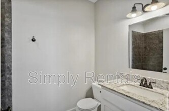 705 Maple St in Commerce, TX - Building Photo - Building Photo