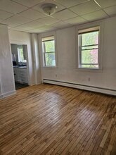 24 South St in Somersworth, NH - Building Photo - Building Photo