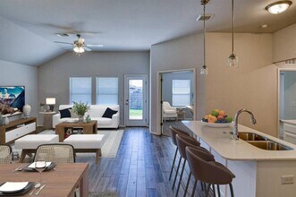 3232 Mt Nebo Dr in Yukon, OK - Building Photo - Building Photo