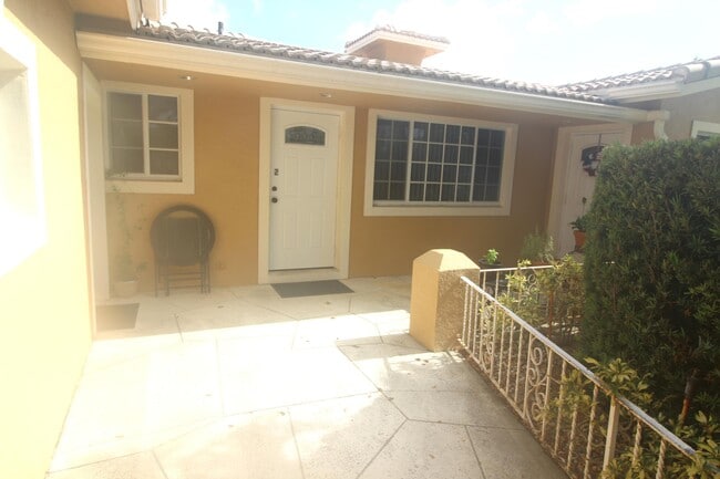 property at 551 SE 15th St