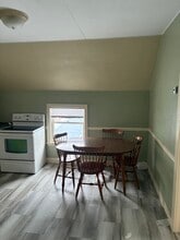 320 W 20th St, Unit 320 apartment  A in Holland, MI - Building Photo - Building Photo