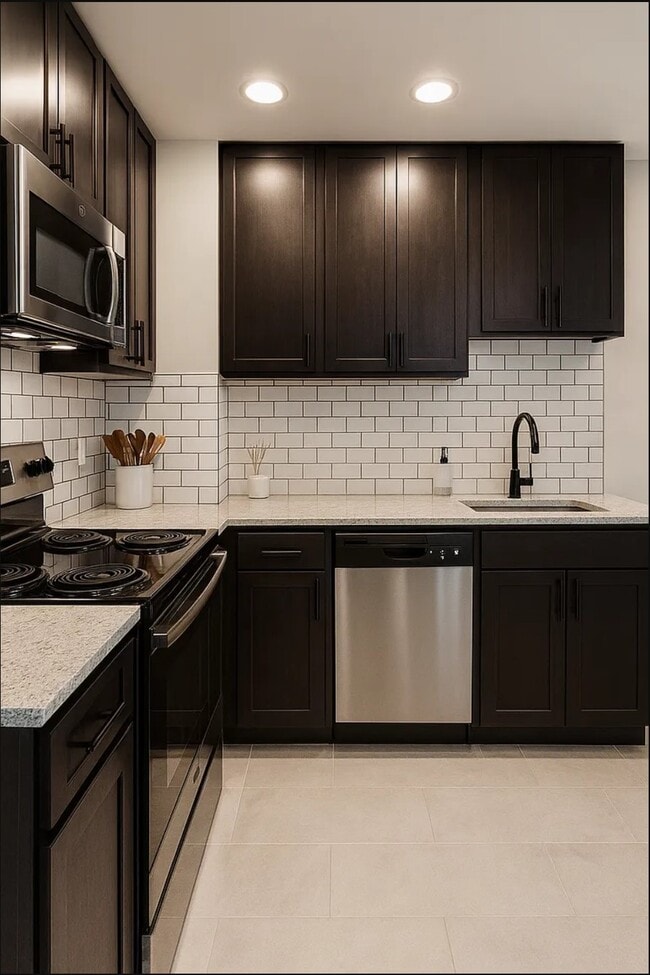 7012 Forsyth Blvd, Unit 2W in St. Louis, MO - Building Photo - Building Photo