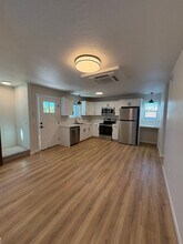 1172 Woodrow Ln in Medford, OR - Building Photo - Building Photo