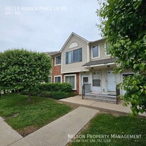 30719 Hidden Pines Ln in Roseville, MI - Building Photo