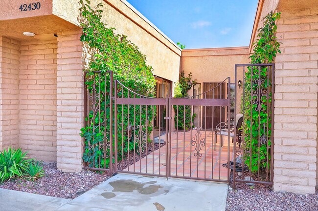 42430 Adams St in Bermuda Dunes, CA - Building Photo - Building Photo